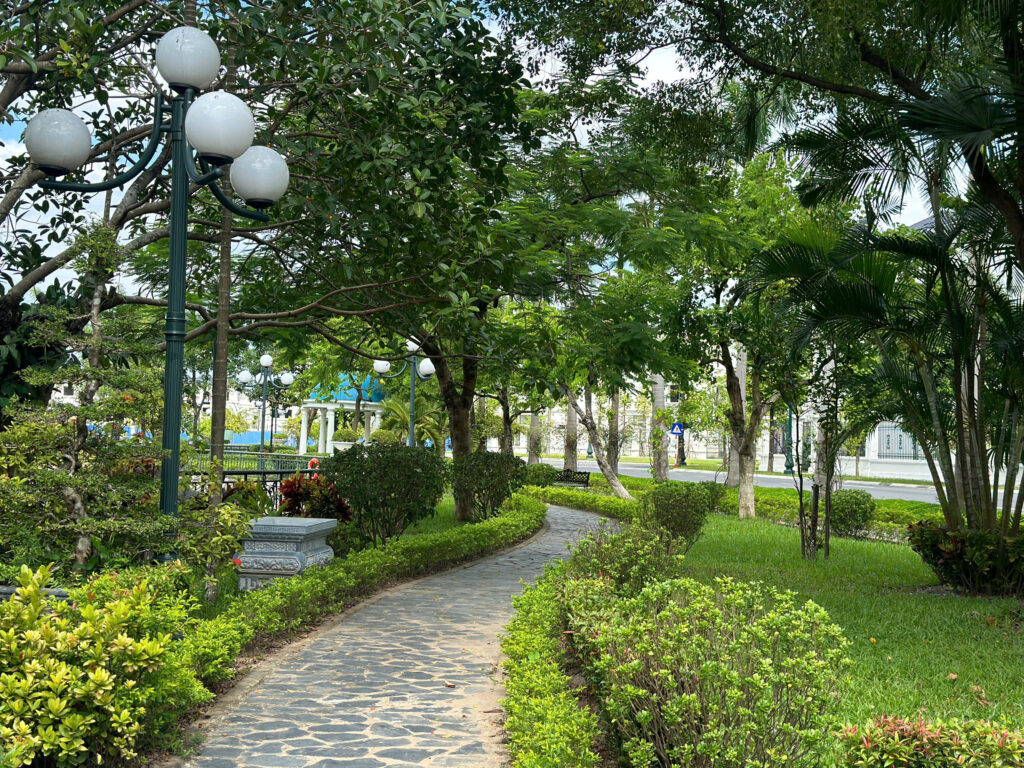 🌿 CHUNG TAY LAN TỎA HÀNH ĐỘNG XANH – GIỮ GÌN KHÔNG GIAN SỐNG AN TOÀN, THANH LỊCH TẠI VƯỜN CAM 🌿