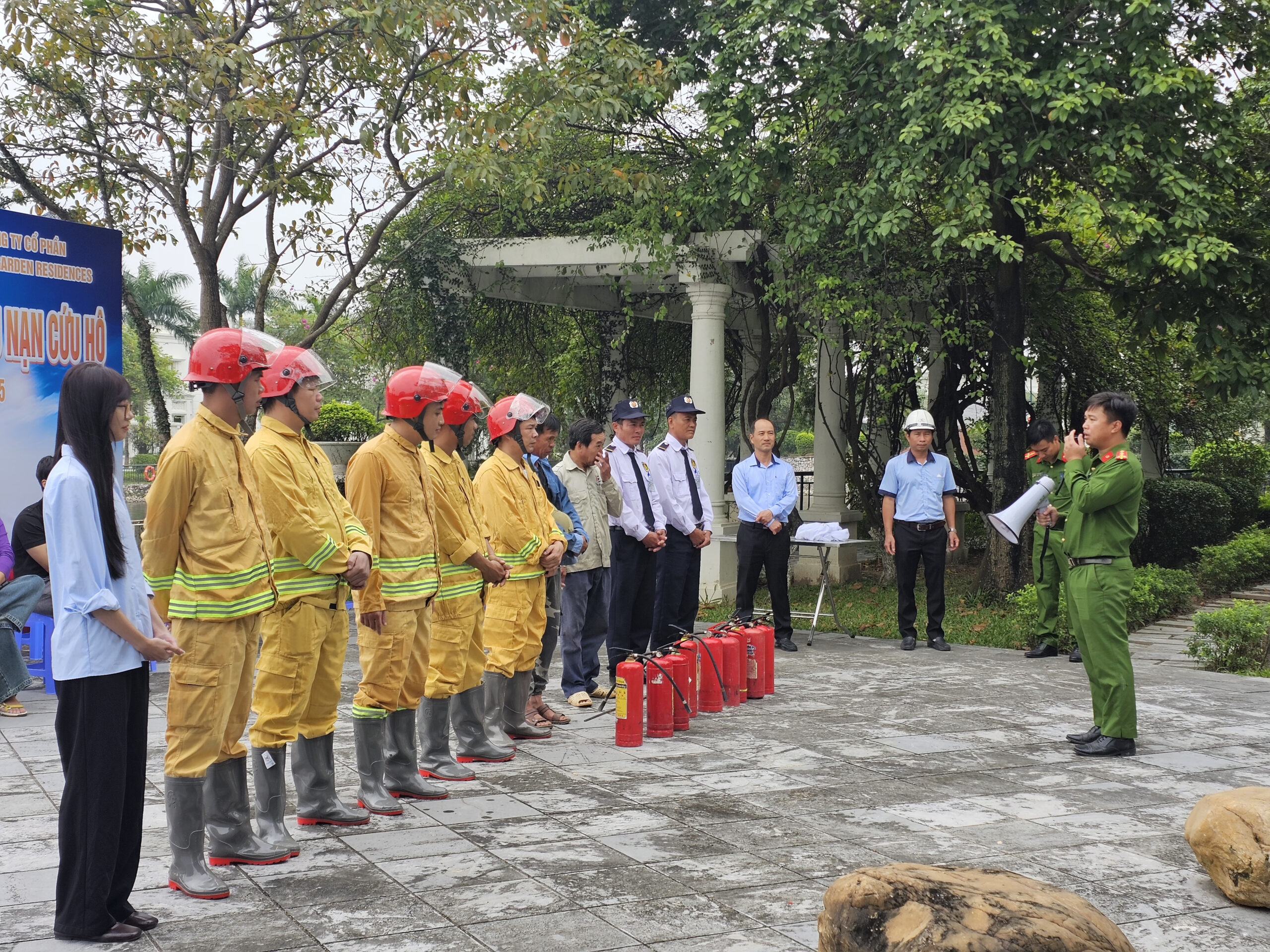 📌 BẢN TIN SỰ KIỆN DIỄN TẬP PHÒNG CHÁY CHỮA CHÁY TẠI KHU BIỆT THỰ VƯỜN CAM